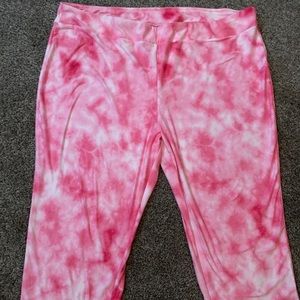 Terra & Sky Pink Tie-Dye Capri Leggings